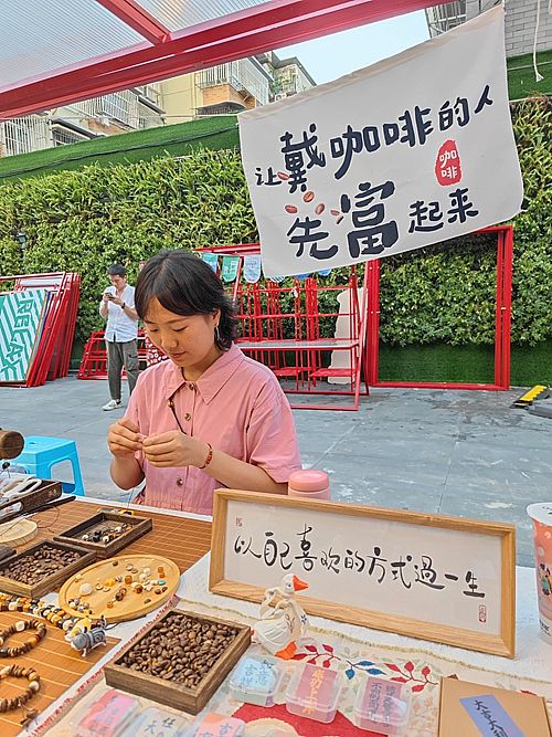 那些不停换工作的年轻人,职业竞争力提升了吗?会后悔吗?